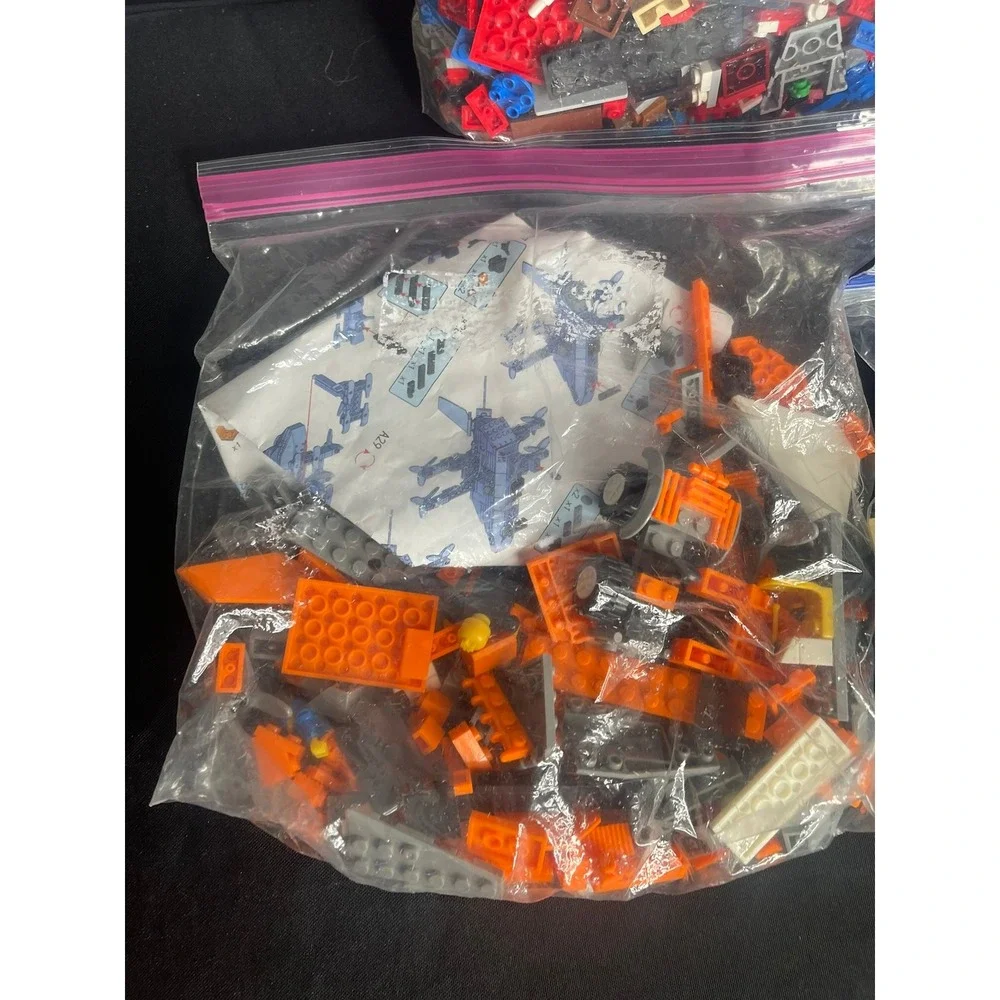 Bulk Building Bricks Lot Mixed Colors and Pieces 2lb 11oz Assorted Toy Bricks